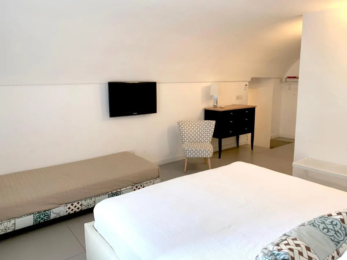 A Casa Di Anna Bed & Breakfast Naples