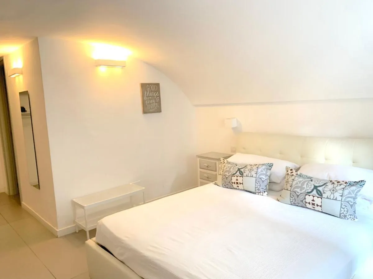 A Casa Di Anna Bed & Breakfast Naples