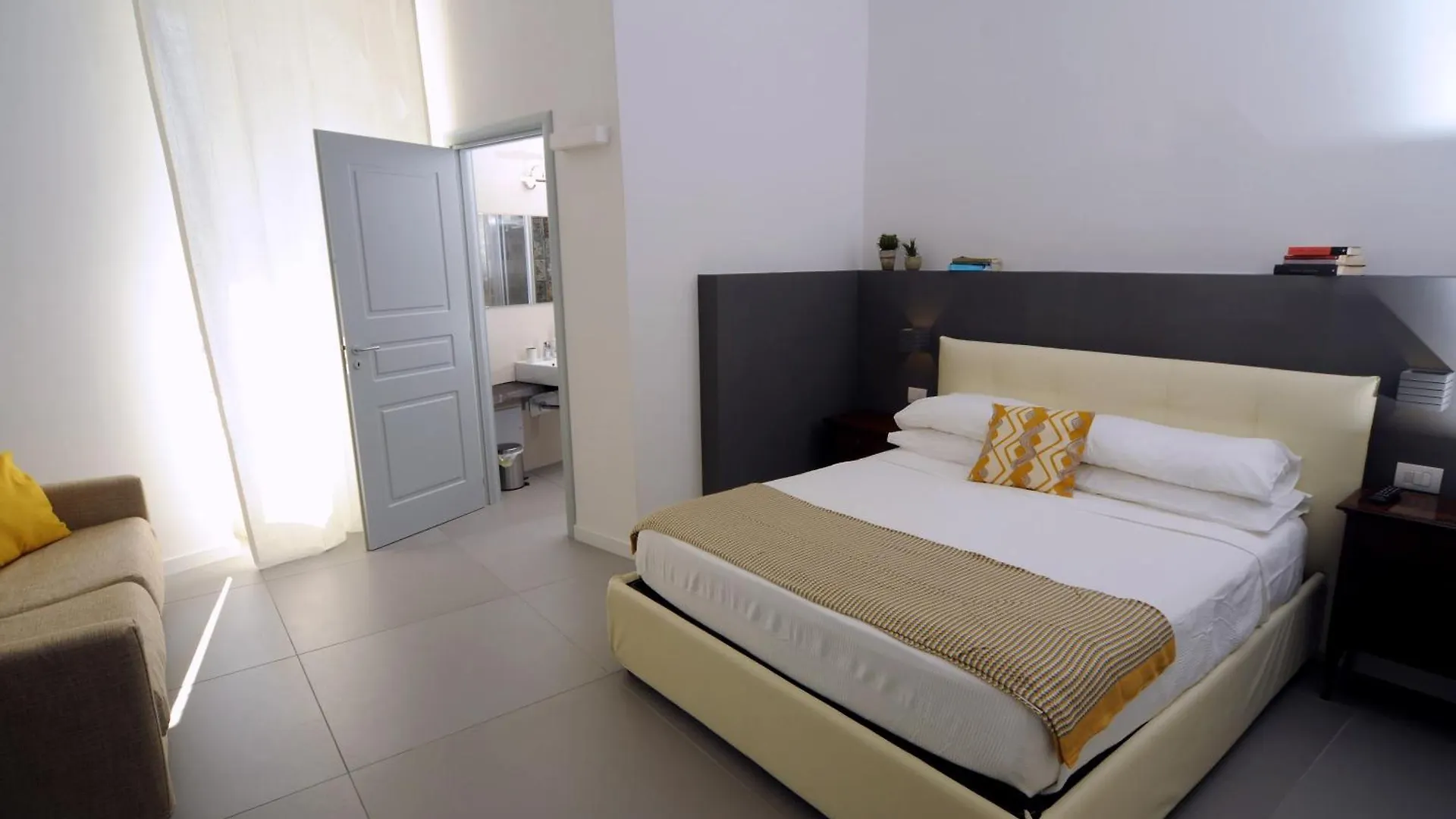 A Casa Di Anna Bed & Breakfast Naples Italy